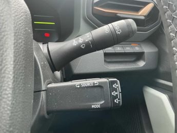 DACIA DUSTER 1.6 Hybrid 140 Extreme 5Dr Auto