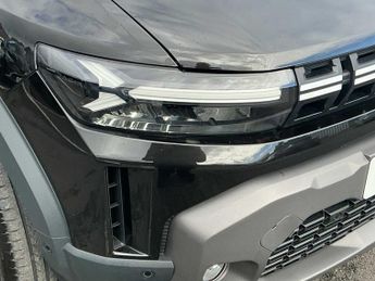 DACIA DUSTER 1.6 Hybrid 140 Extreme 5Dr Auto