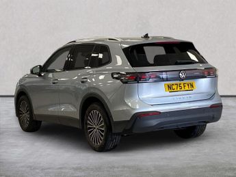 VOLKSWAGEN TIGUAN 1.5 Etsi Match 5Dr Dsg