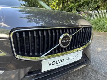 VOLVO XC60 2.0 B5P Core 5Dr Awd Geartronic