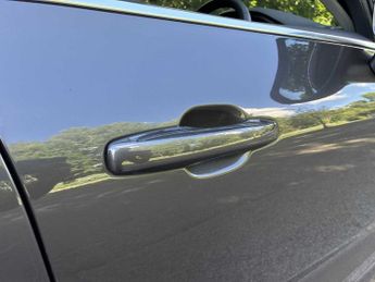 VOLVO XC60 2.0 B5P Core 5Dr Awd Geartronic