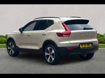 VOLVO XC40 2.0 B4P Plus Dark 5Dr Auto