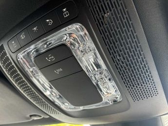 MERCEDES-BENZ CLA Cla 250 Amg Line Premium 5Dr Tip Auto