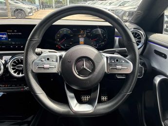 MERCEDES-BENZ CLA Cla 250 Amg Line Premium 5Dr Tip Auto