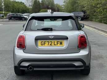 MINI HATCHBACK 1.5 Cooper Classic 5Dr Auto
