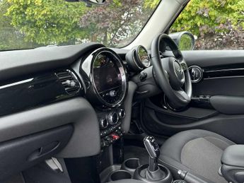 MINI HATCHBACK 1.5 Cooper Classic 5Dr Auto