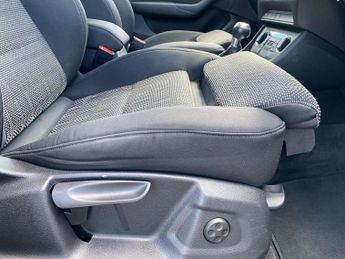 AUDI Q3 1.4 Tfsi Cod Sport Suv 5Dr Petrol S Tronic Euro 6 (S/S) (150 Ps)