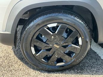 DACIA SPRING 27Kwh Extreme 65 48Kw 5Dr Auto