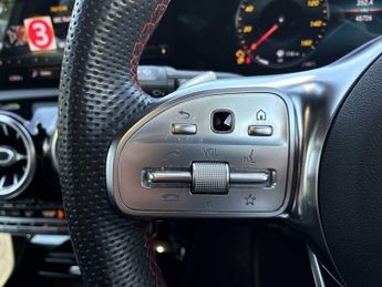 MERCEDES-BENZ A CLASS A180D Amg Line Premium Plus 5Dr Auto