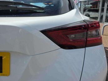 NISSAN JUKE 1.6 Hybrid Acenta Premium 5Dr Auto
