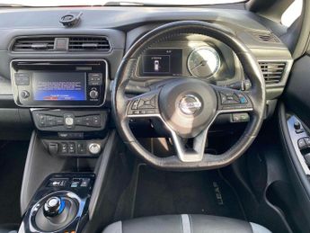 NISSAN LEAF 40Kwh Tekna Hatchback 5Dr Electric Auto (150 Ps)