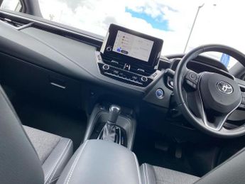 TOYOTA COROLLA 1.8 Vvt-H Design Hatchback 5Dr Petrol Hybrid Cvt Euro 6 (S/S) (1