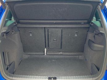 SKODA KAROQ 1.5 Tsi Sport Line 5Dr Dsg