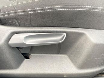 SKODA KAROQ 1.5 Tsi Sport Line 5Dr Dsg