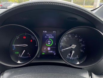 TOYOTA C-HR 1.8 Vvt-H Design Suv 5Dr Petrol Hybrid Cvt Euro 6 (S/S) (122 Ps)