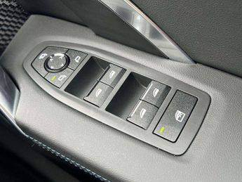 BMW iX2 150Kw Edrive20 Shadow Edition 65Kwh 5Dr Auto