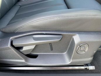 AUDI Q4 210Kw 45 Quattro 82Kwh S Line 5Dr Auto [Lth/Tech]