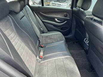 MERCEDES-BENZ E CLASS E220D Amg Line 5Dr 9G-Tronic