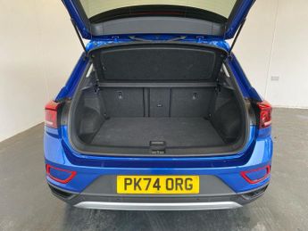 VOLKSWAGEN T-ROC 1.5 Tsi Match Suv 5Dr Petrol Dsg Euro 6 (S/S) (150 Ps)