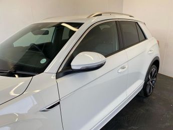 VOLKSWAGEN T-ROC 1.5 Tsi R-Line Suv 5Dr Petrol Dsg Euro 6 (S/S) (150 Ps)