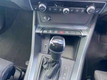 AUDI Q3 Q3 35 Tdi S Line 5Dr S Tronic Estate