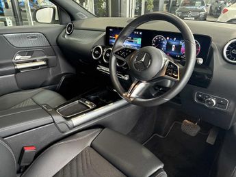 MERCEDES-BENZ GLA Gla 200D Sport Executive 5Dr Auto