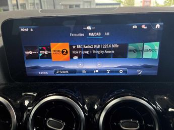 MERCEDES-BENZ GLA Gla 200D Sport Executive 5Dr Auto