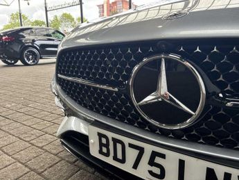 MERCEDES-BENZ CLA Cla 200 Amg Line Premium Plus 4Dr Tip Auto