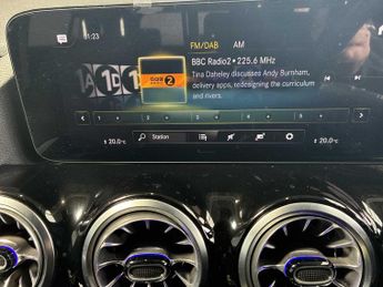 MERCEDES-BENZ GLA Gla 180 Amg Line Premium 5Dr Auto