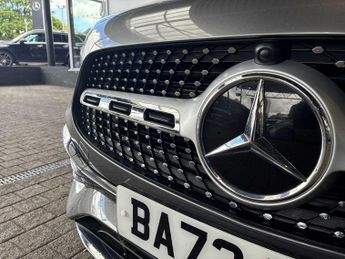 MERCEDES-BENZ GLA Gla 180 Amg Line Premium 5Dr Auto