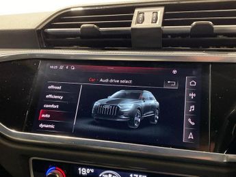 AUDI Q3 2.0 Tfsi 40 S Line Suv 5Dr Petrol S Tronic Quattro Euro 6 (S/S) 