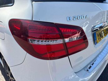 MERCEDES-BENZ B CLASS B200D Amg Line Premium Plus 5Dr Auto