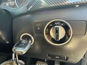 MERCEDES-BENZ B CLASS B200D Amg Line Premium Plus 5Dr Auto