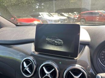 MERCEDES-BENZ B CLASS B200D Amg Line Premium Plus 5Dr Auto