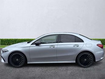 MERCEDES-BENZ A CLASS A200 Amg Line Premium Plus 4Dr Auto
