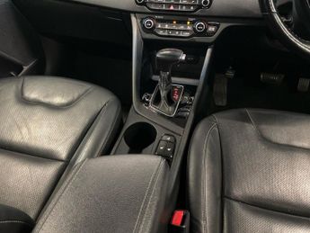 KIA NIRO 1.6H Gdi 3 Suv 5Dr Petrol Hybrid Dct Euro 6 (S/S) ( 16In Alloy) 