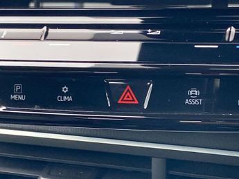 VOLKSWAGEN ID.3 Pro Performance 58Kwh Life Hatchback 5Dr Electric Auto (204 Ps)
