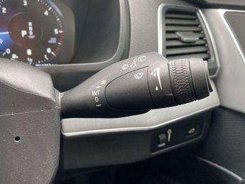 VOLVO XC90 2.0 B5D [235] Momentum 5Dr Awd Geartronic