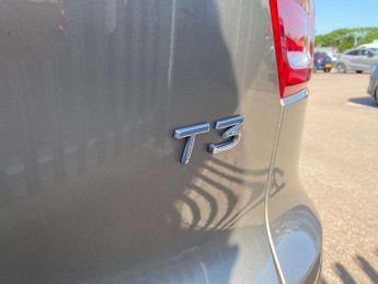 VOLVO XC40 1.5 T3 [163] Momentum 5Dr Geartronic