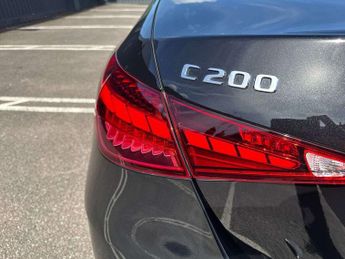 MERCEDES-BENZ C CLASS C200 Amg Line Premium Plus 4Dr 9G-Tronic