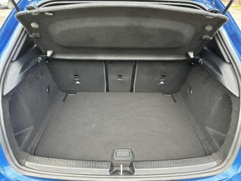 MERCEDES-BENZ A CLASS A200 Amg Line Executive 5Dr Auto