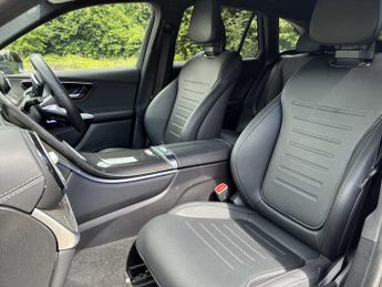 MERCEDES-BENZ GLC Glc 300D 4Matic Amg Line Premium 5Dr 9G-Tronic