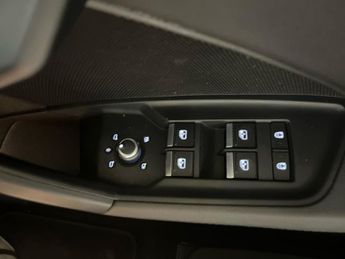 AUDI A3 1.0 Tfsi 30 S Line Sportback 5Dr Petrol S Tronic Euro 6 (S/S) (1