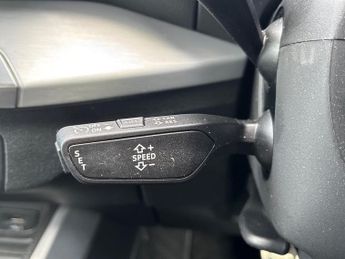AUDI Q2 35 Tfsi Black Edition 5Dr S Tronic [C+S]