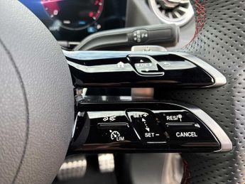 MERCEDES-BENZ B CLASS B200 Amg Line Executive 5Dr Auto