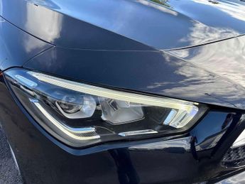 MERCEDES-BENZ CLA Cla 200 Amg Line 4Dr Tip Auto