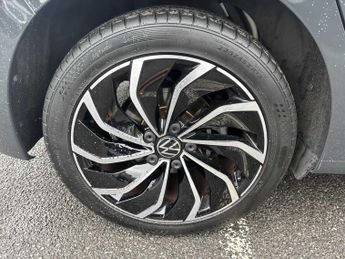 VOLKSWAGEN GOLF 1.5 Etsi 150 Style Edition 5Dr Dsg