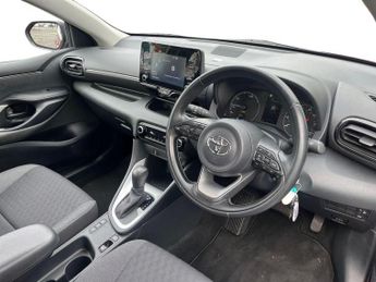 TOYOTA YARIS 1.5 Vvt-H Icon Hatchback 5Dr Petrol Hybrid E-Cvt Euro 6 (S/S) (1