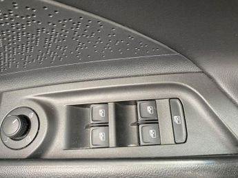 SKODA ENYAQ 62Kwh 60 Suv 5Dr Electric Auto (Dc120Kw) (179 Ps)