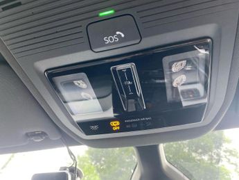 VOLKSWAGEN ID.3 Pro Performance 58Kwh Family Hatchback 5Dr Electric Auto (204 Ps